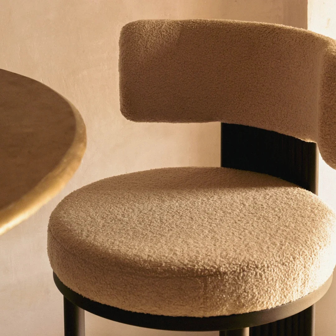 Poise Chair