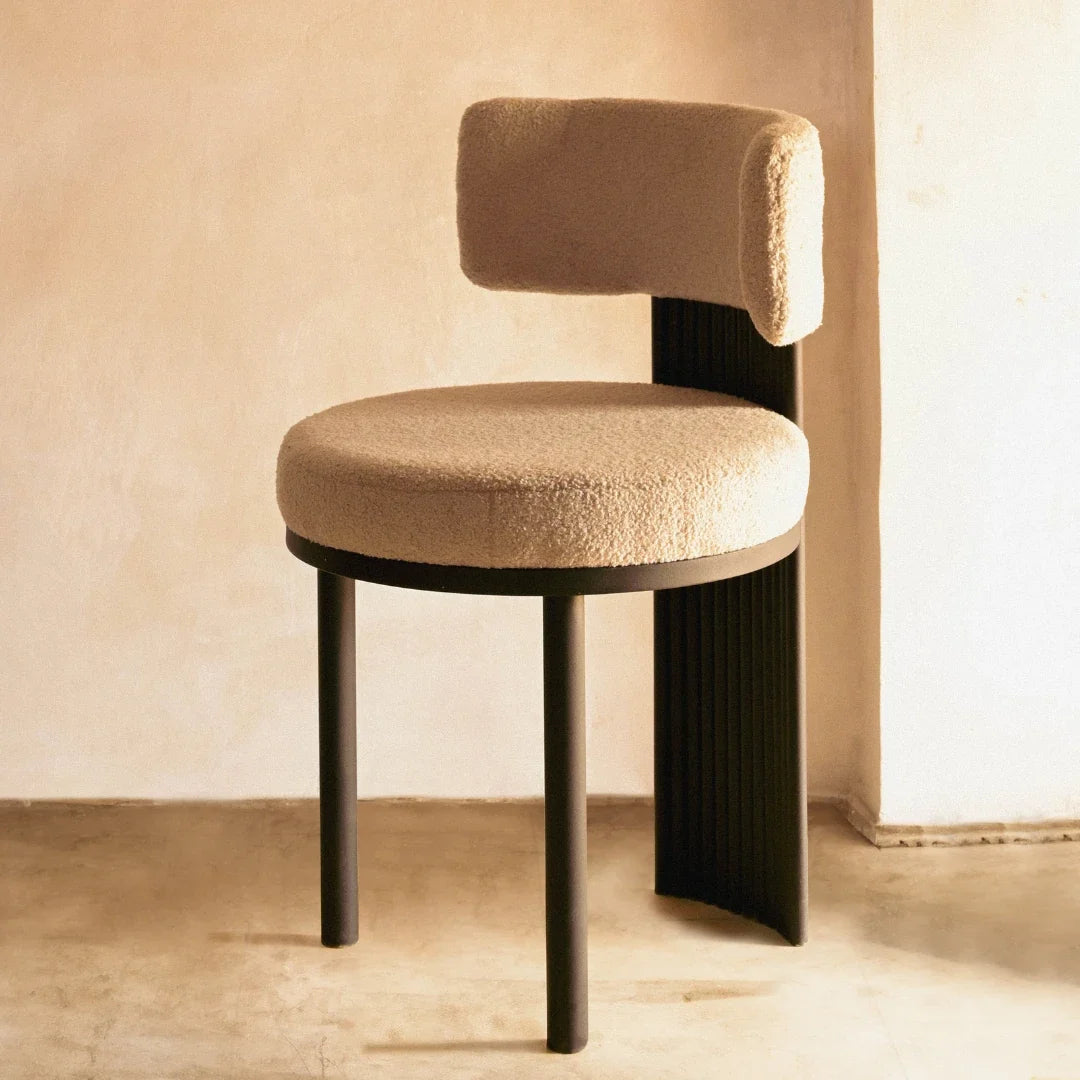 Poise Chair