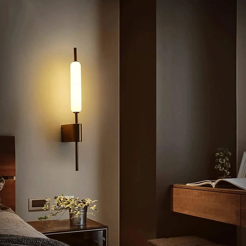 Modern Linea Vertical Sconce