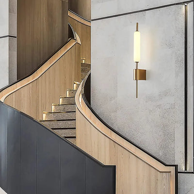 Modern Linea Vertical Sconce