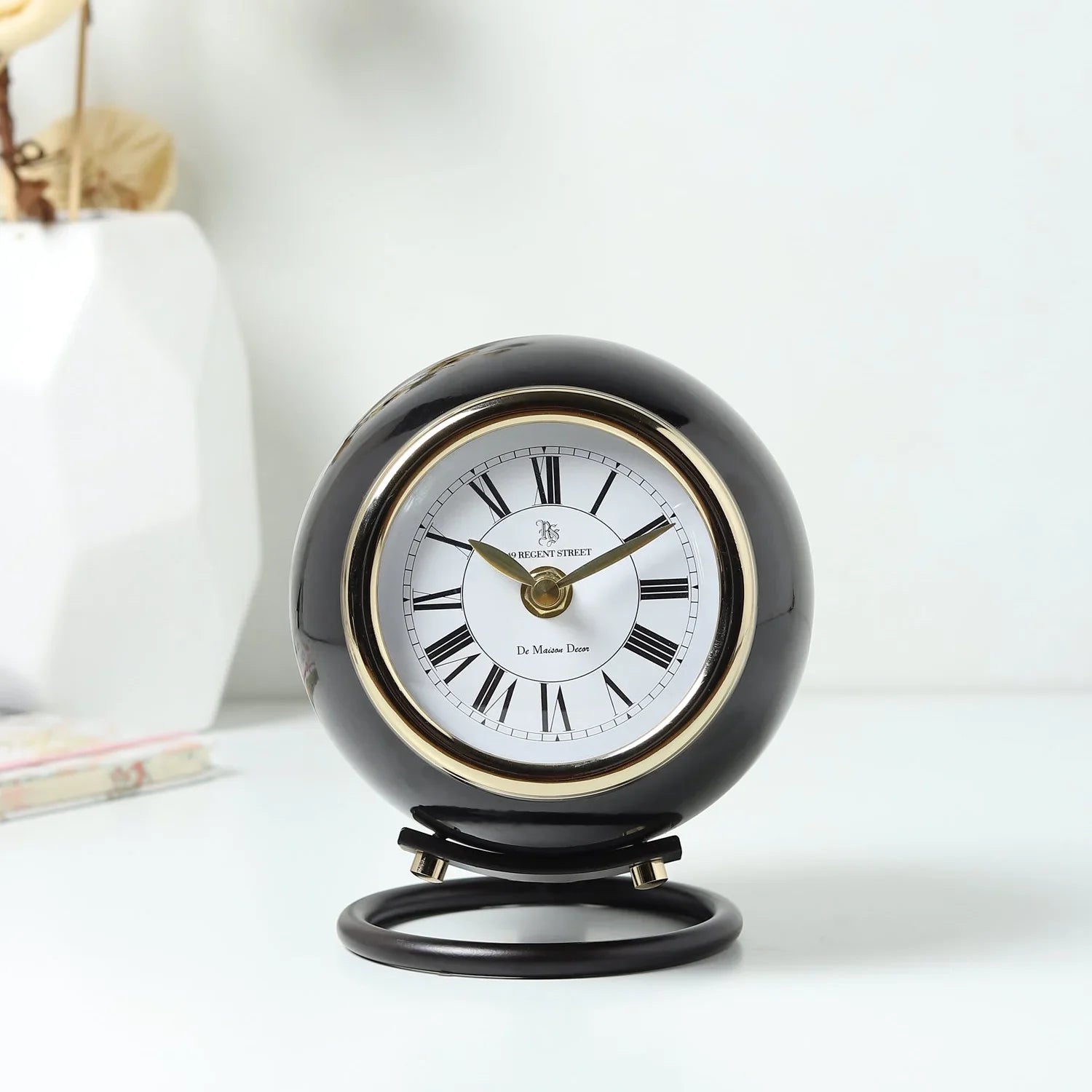 Globeon Clock