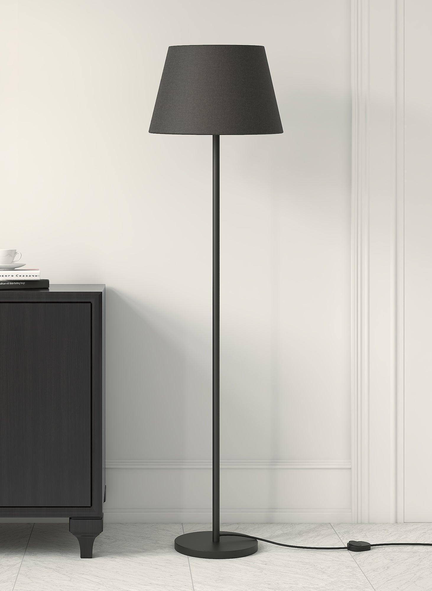 Modern & Sleek Standing Lamp With Black Lampshade | Floor Lamp