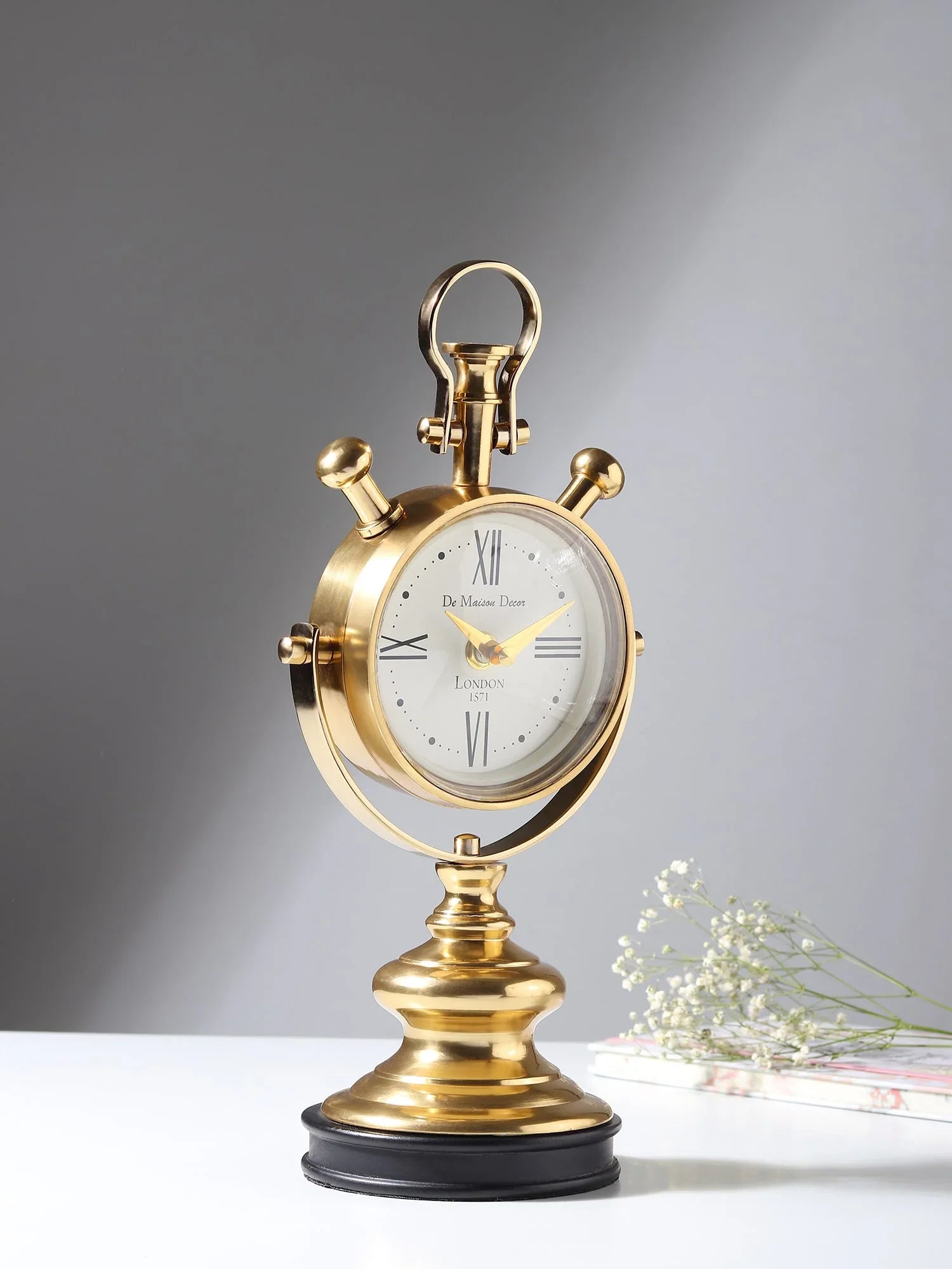 Aristotime Table clock in
