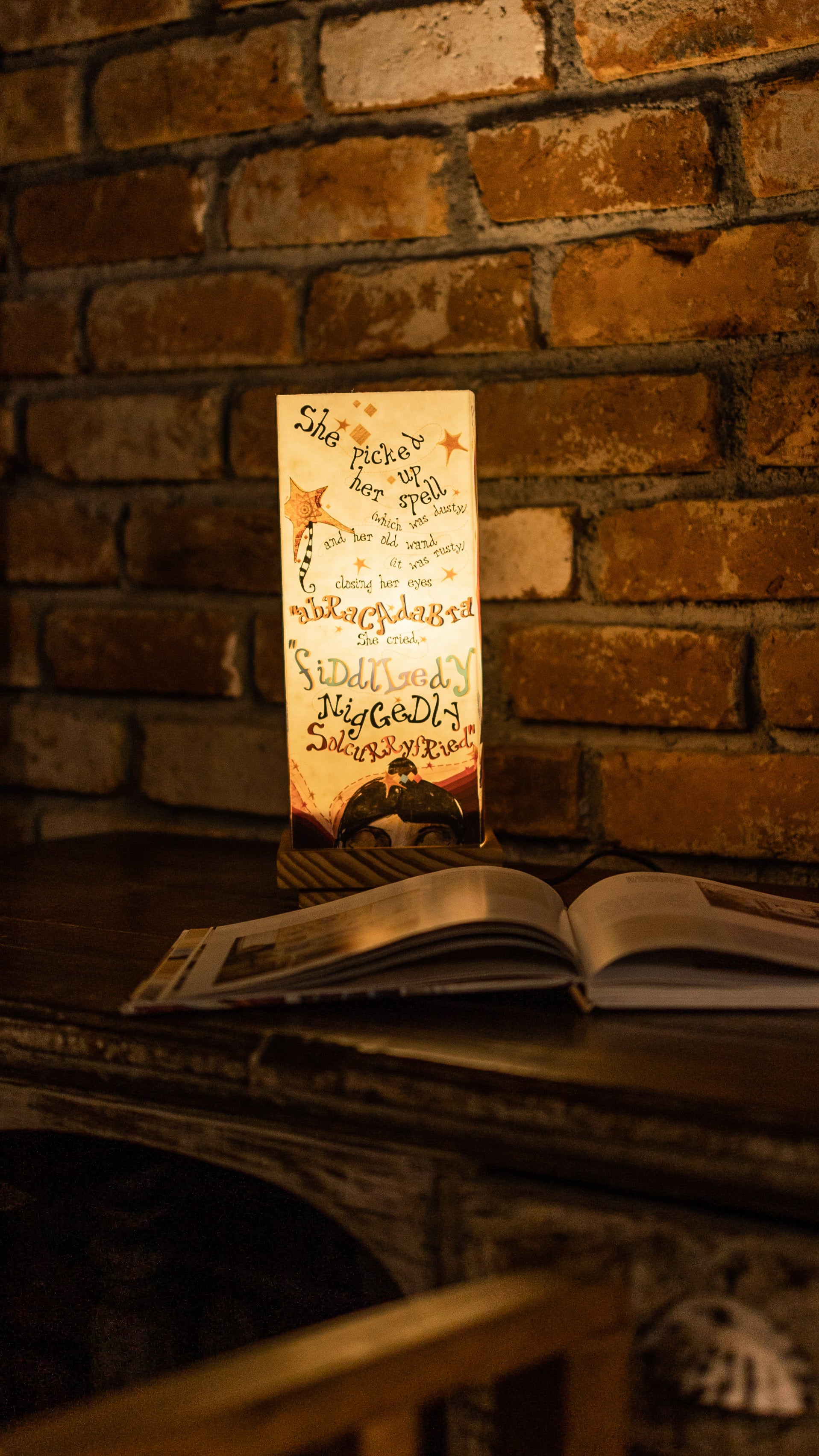 Fairy Mary Table Lamp